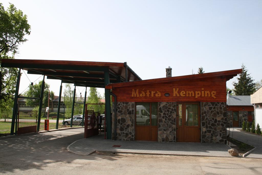Matra Kemping Apartmanok Матрафюред Екстериор снимка